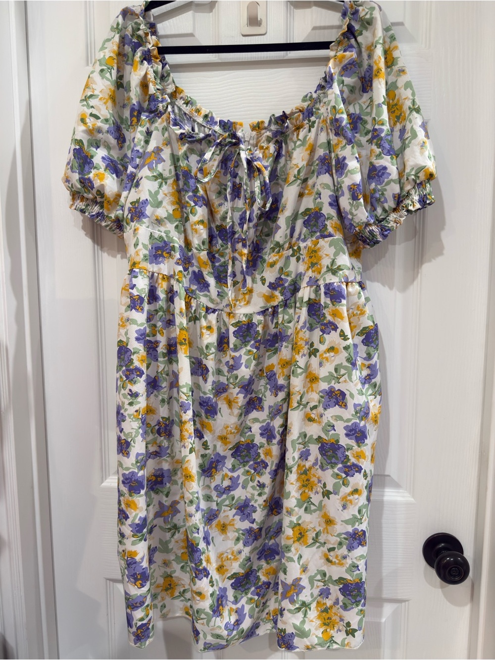 Floral Print Puff Sleeve Dress